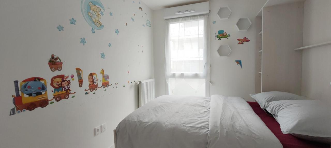 Chic Apart With Parking Near Paris Apartamento Épinay-sur-Seine Exterior foto