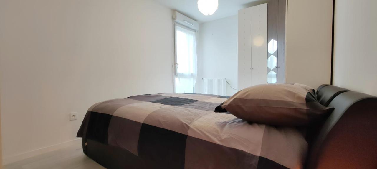 Chic Apart With Parking Near Paris Apartamento Épinay-sur-Seine Exterior foto